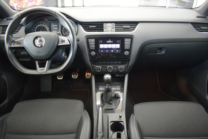 Škoda Octavia galerie