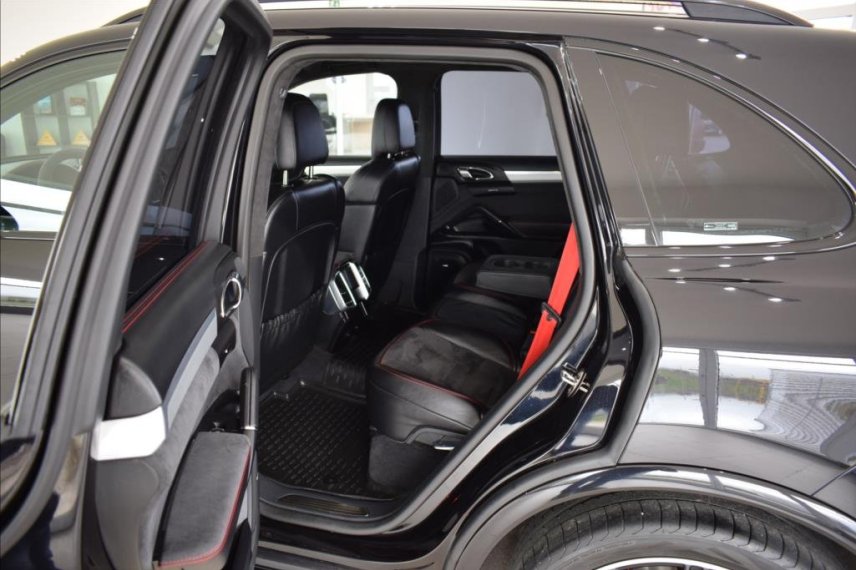 Porsche Cayenne galerie