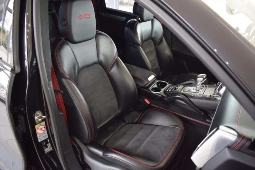 Porsche Cayenne galerie