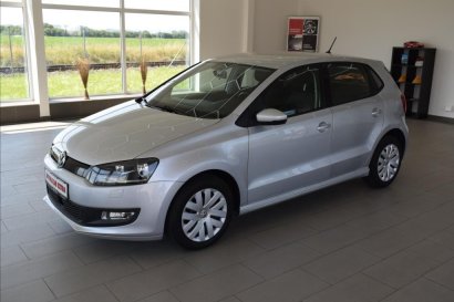 Volkswagen Polo 1,0 TSi, klima,výhřev,serviska