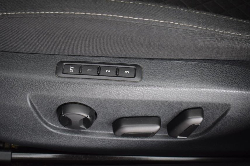 Škoda Superb galerie