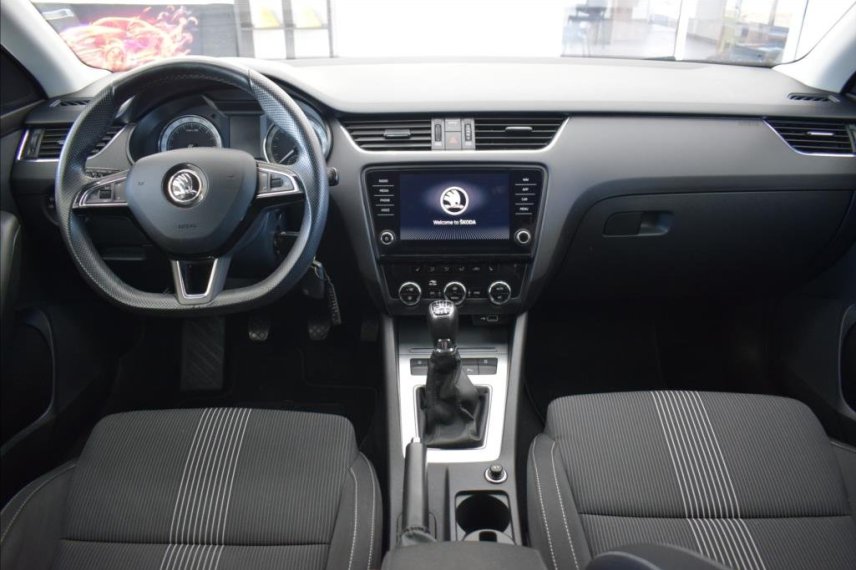 Škoda Octavia galerie