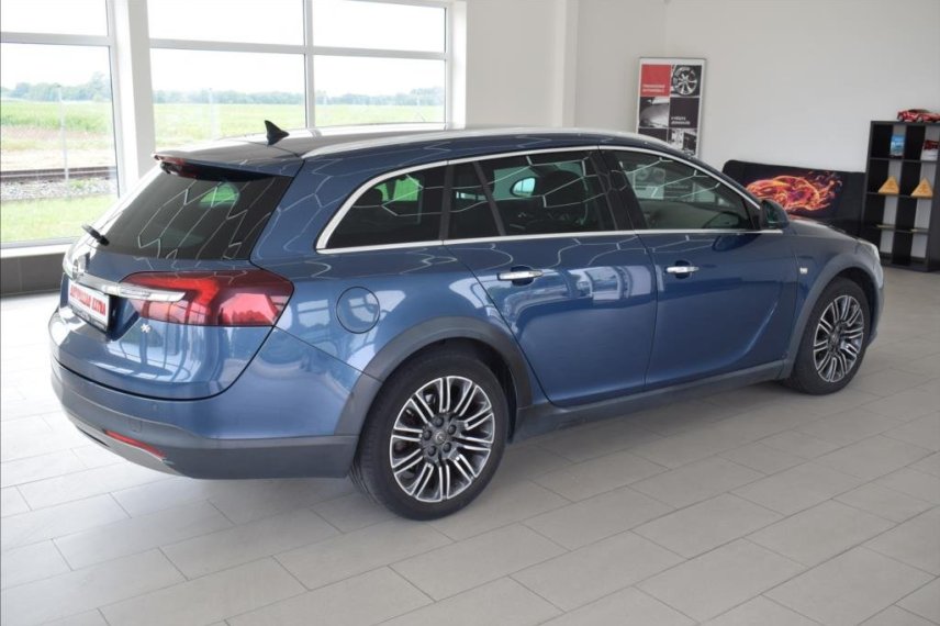 Opel Insignia galerie