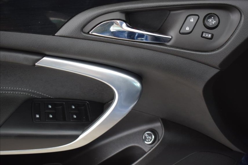 Opel Insignia galerie