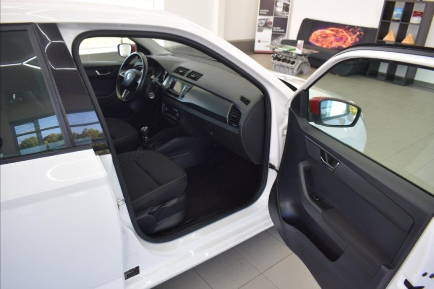 Škoda Fabia galerie