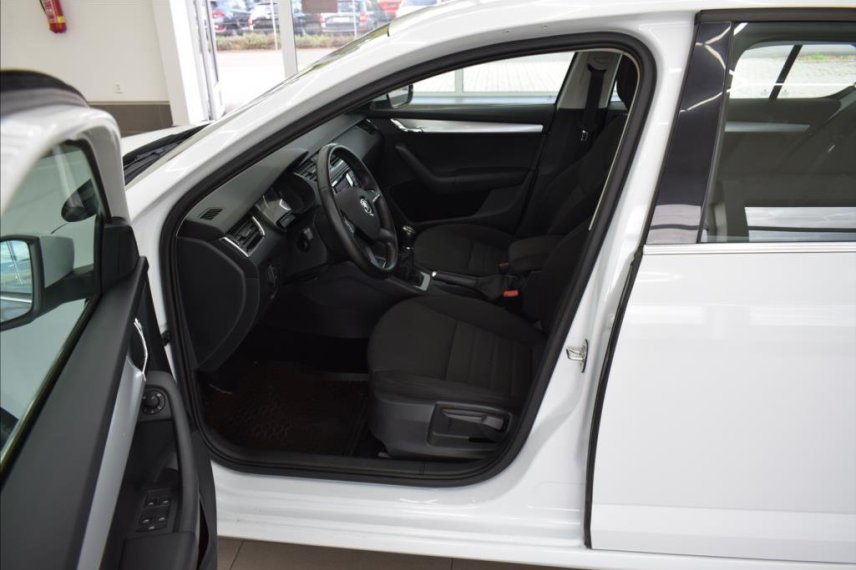 Škoda Octavia galerie