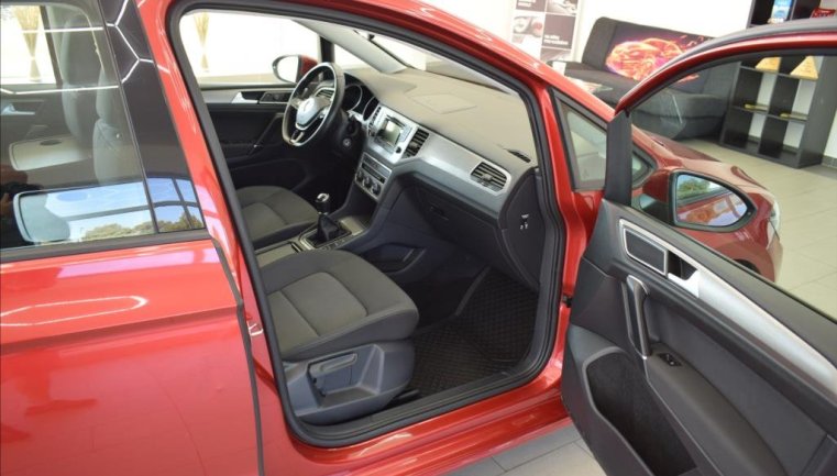 Volkswagen Golf Sportsvan