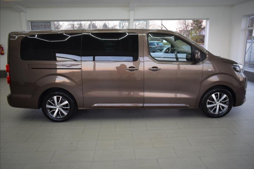 Toyota ProAce Verso galerie