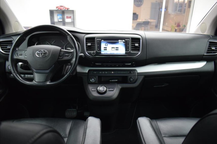 Toyota ProAce Verso galerie