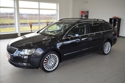 Škoda Superb 2,0 TDI, DSG,NAVI,XEN,serviska,