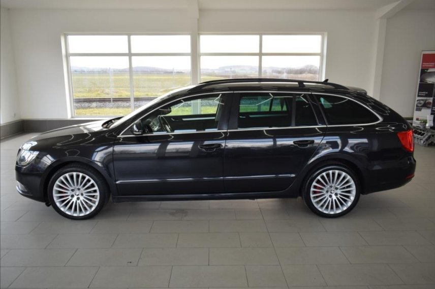 Škoda Superb galerie