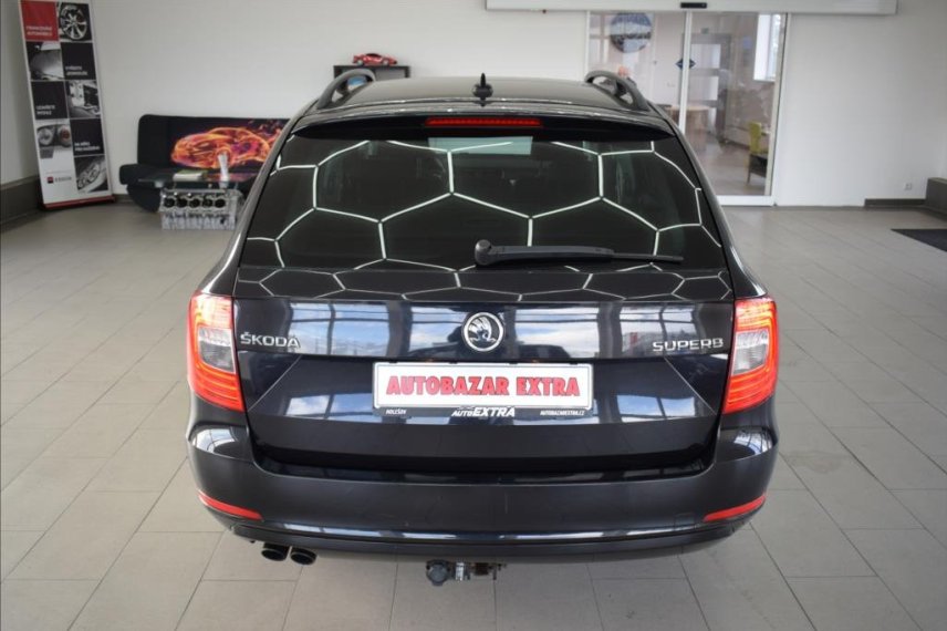 Škoda Superb galerie
