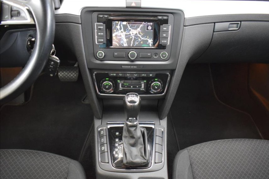 Škoda Superb galerie