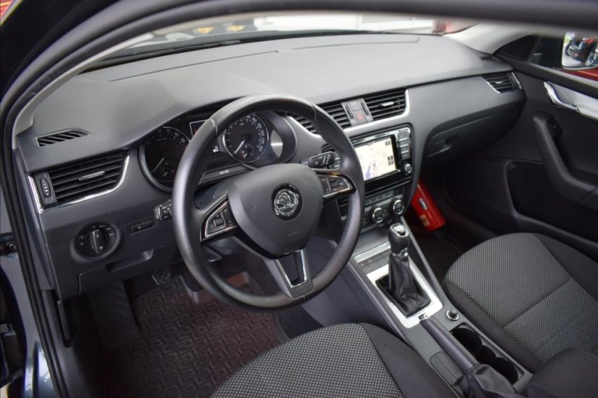 Škoda Octavia galerie