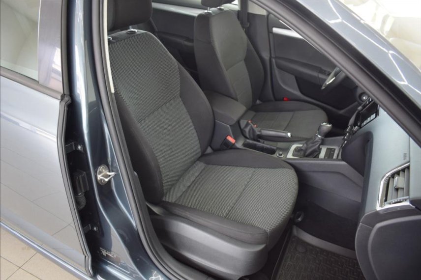 Škoda Octavia galerie