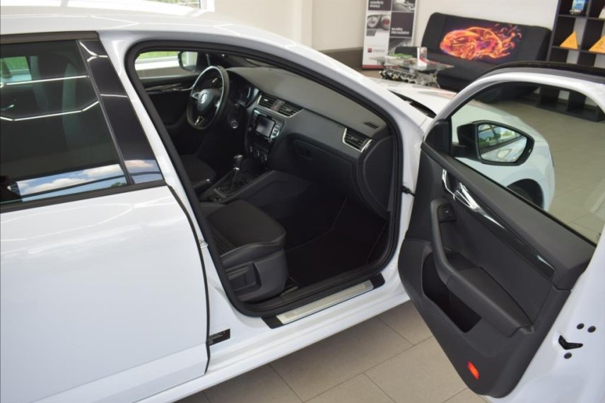 Škoda Octavia galerie