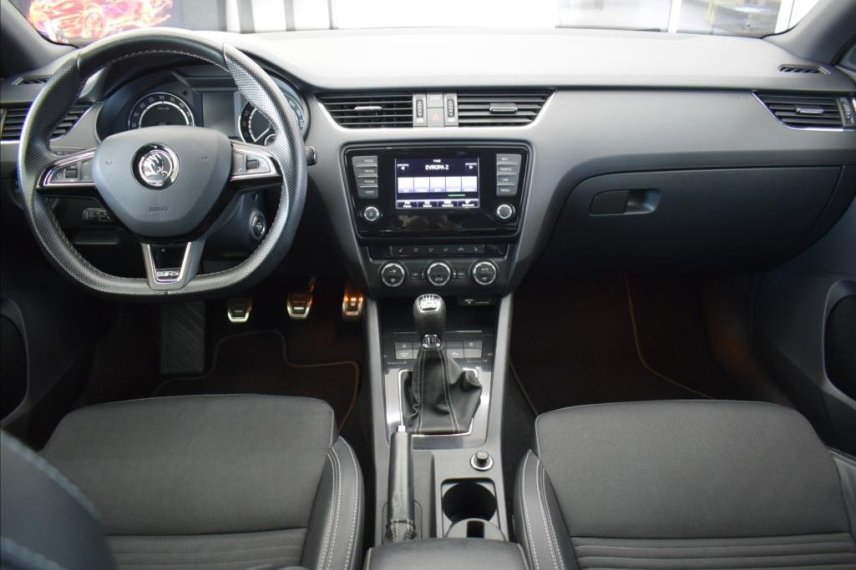 Škoda Octavia galerie