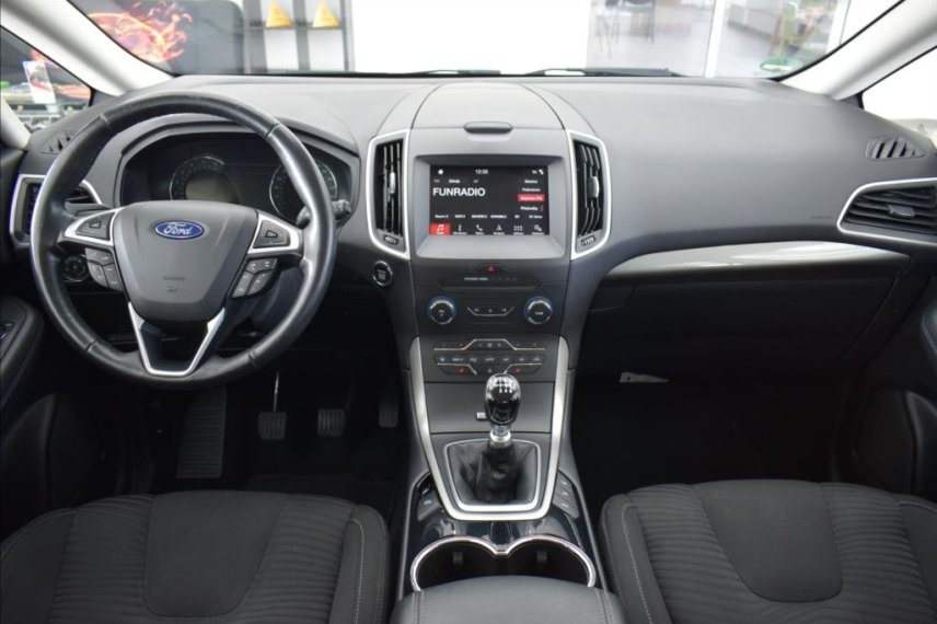 Ford S-MAX galerie