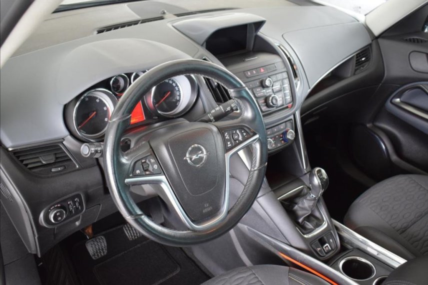 Opel Zafira galerie