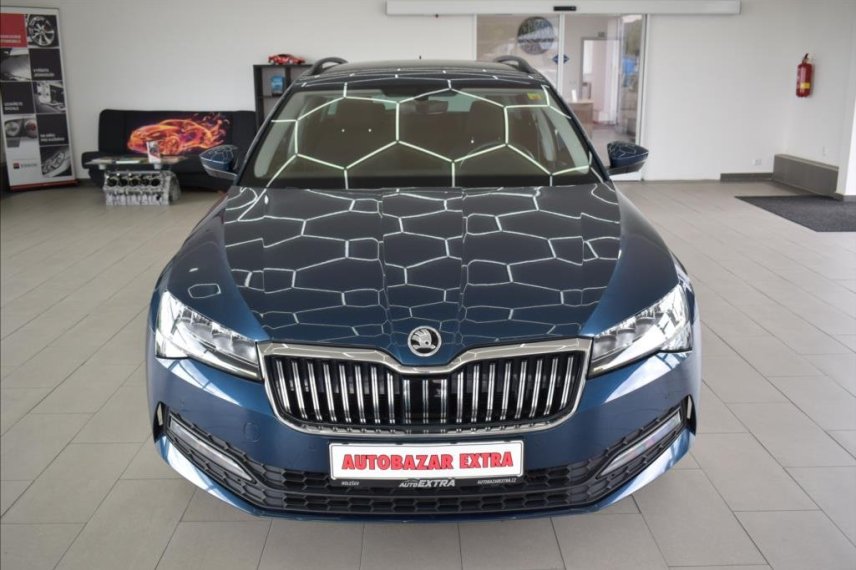 Škoda Superb galerie