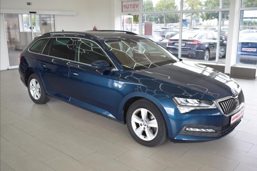 Škoda Superb galerie
