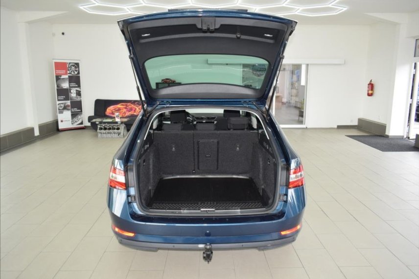 Škoda Superb galerie