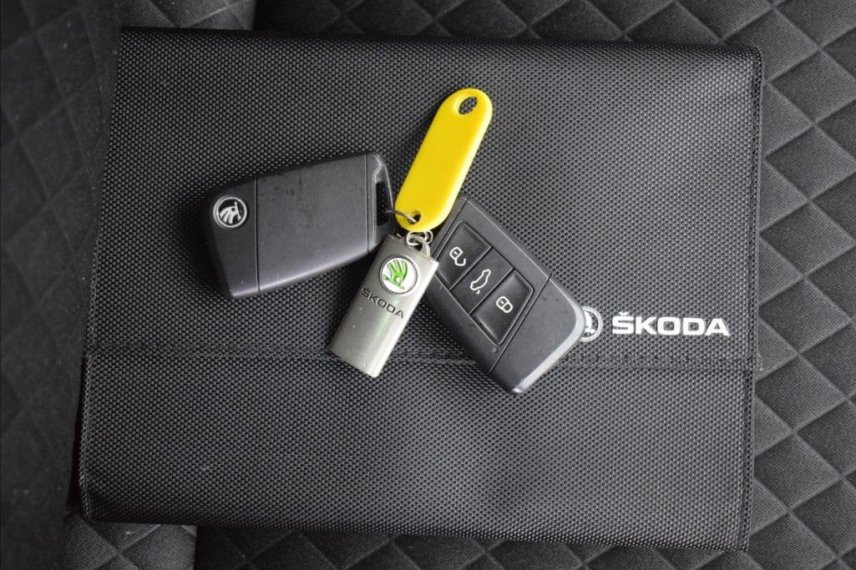 Škoda Superb galerie