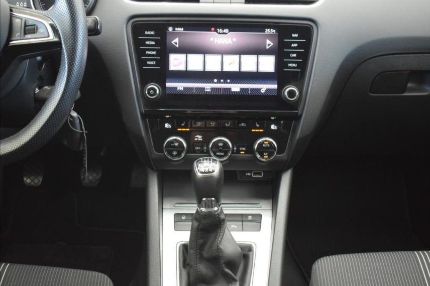 Škoda Octavia galerie