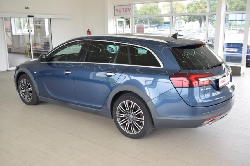 Opel Insignia galerie