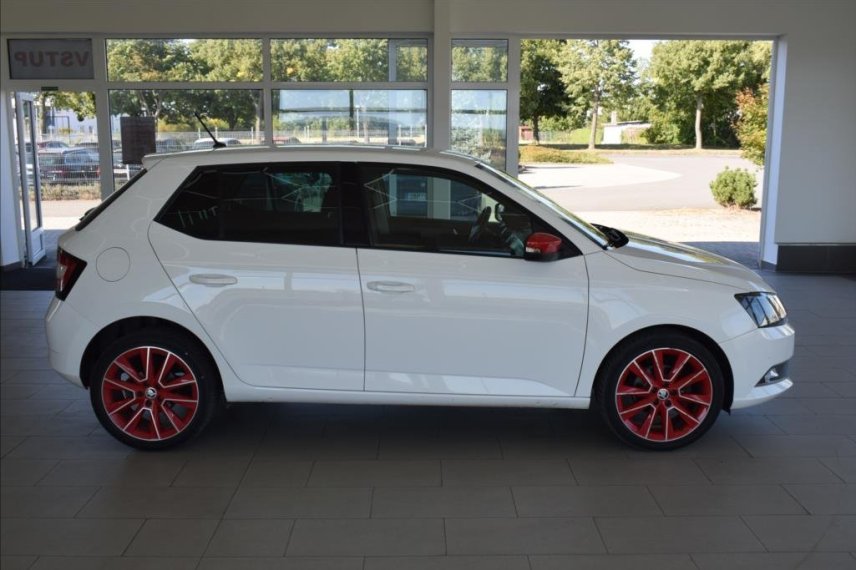Škoda Fabia galerie