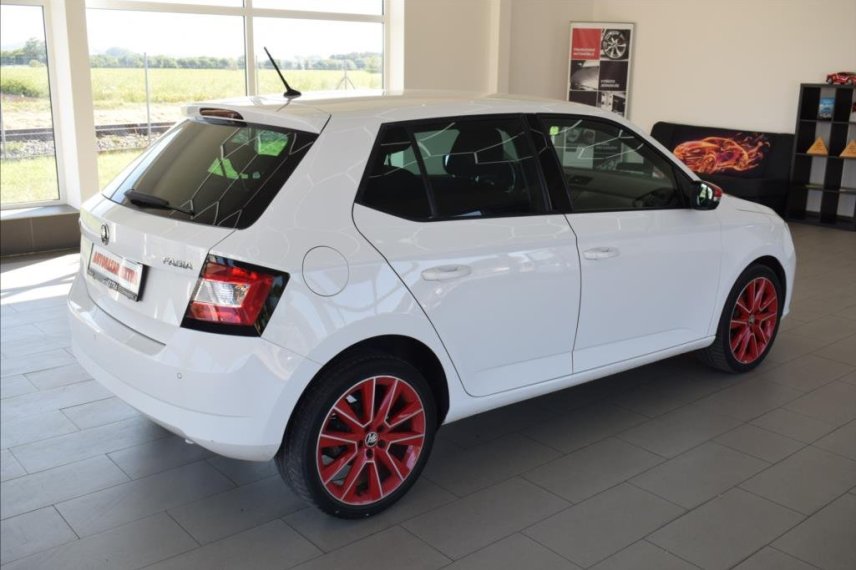 Škoda Fabia galerie