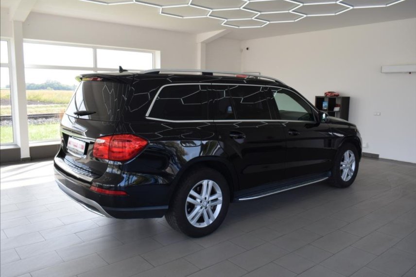Mercedes-Benz GL galerie