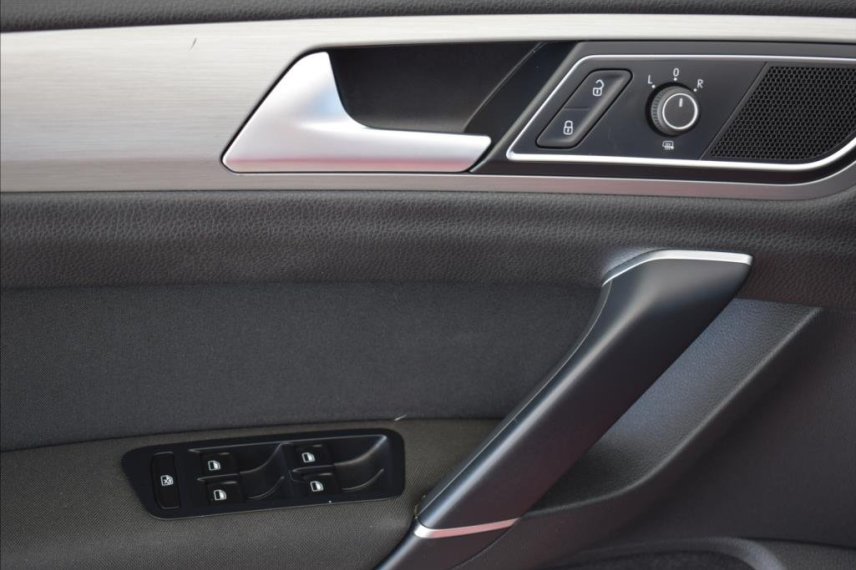 Volkswagen Golf Sportsvan galerie