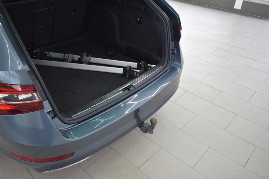 Škoda Superb galerie