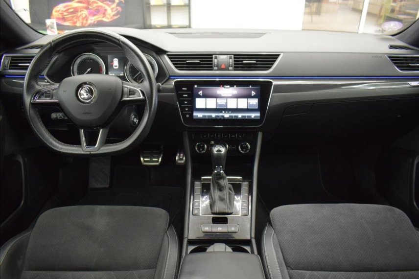 Škoda Superb galerie