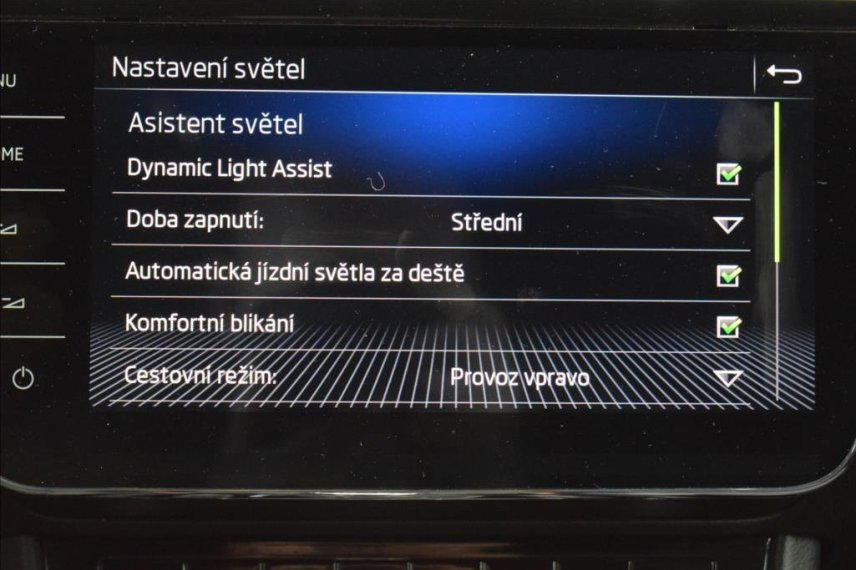 Škoda Superb galerie