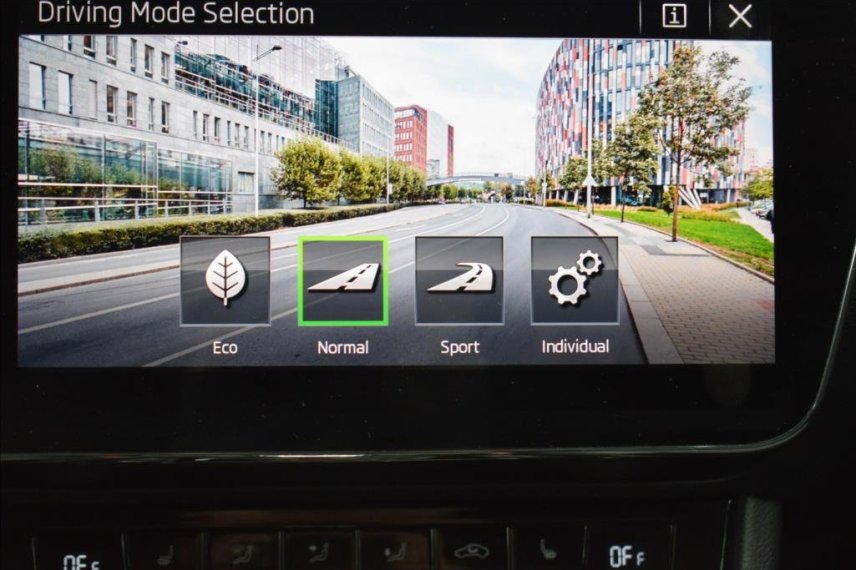 Škoda Superb galerie