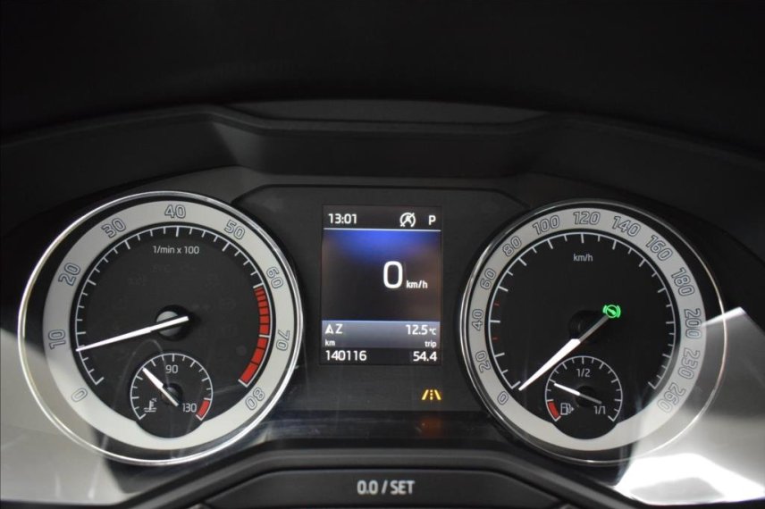 Škoda Superb galerie