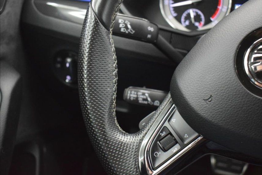 Škoda Superb galerie