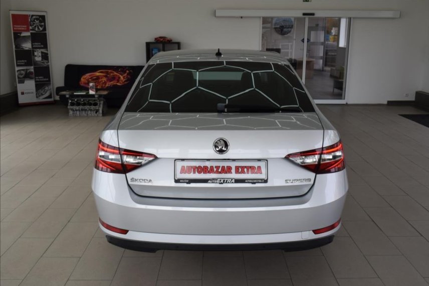 Škoda Superb galerie