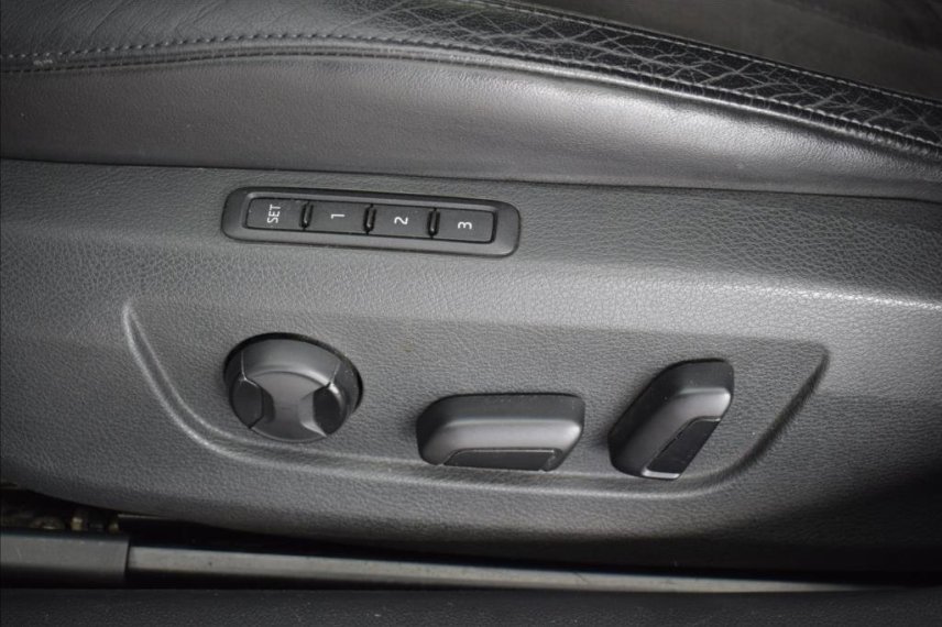 Škoda Superb galerie