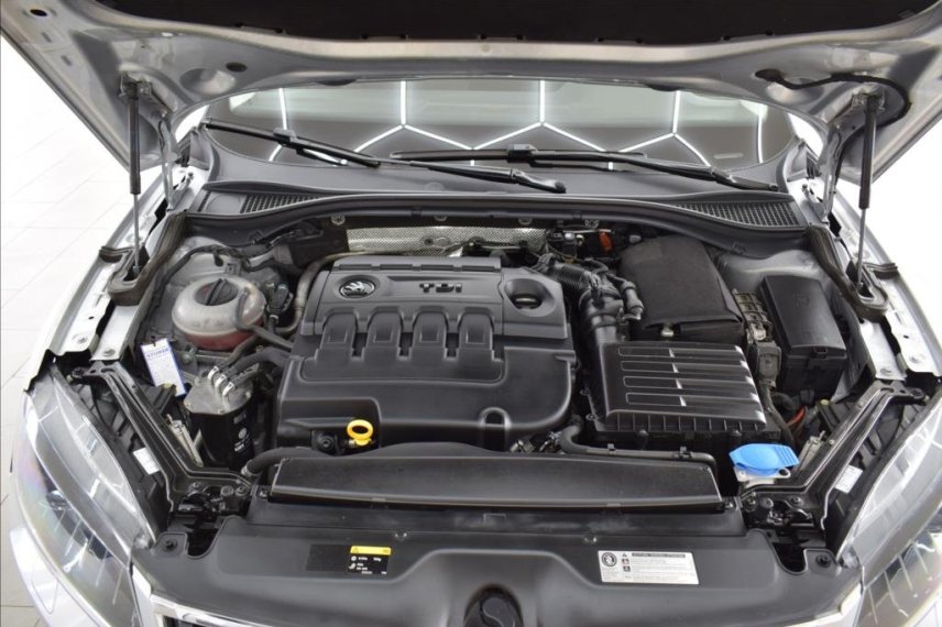 Škoda Superb galerie