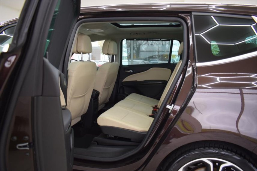 Opel Zafira galerie
