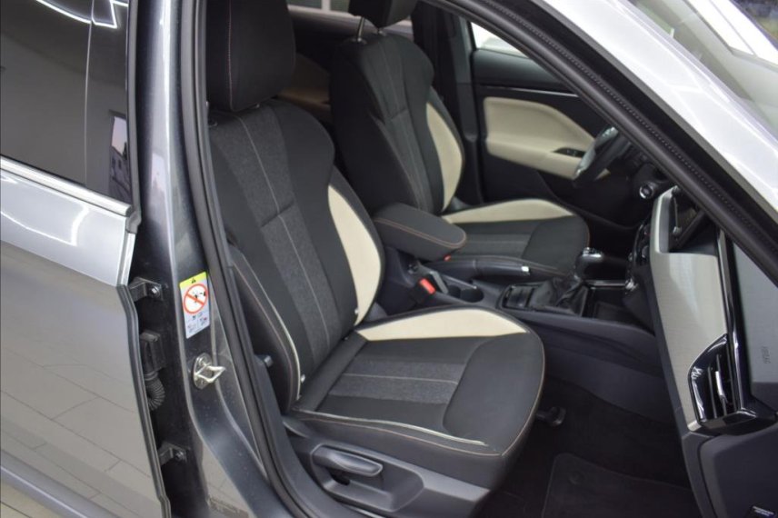 Škoda Kamiq galerie