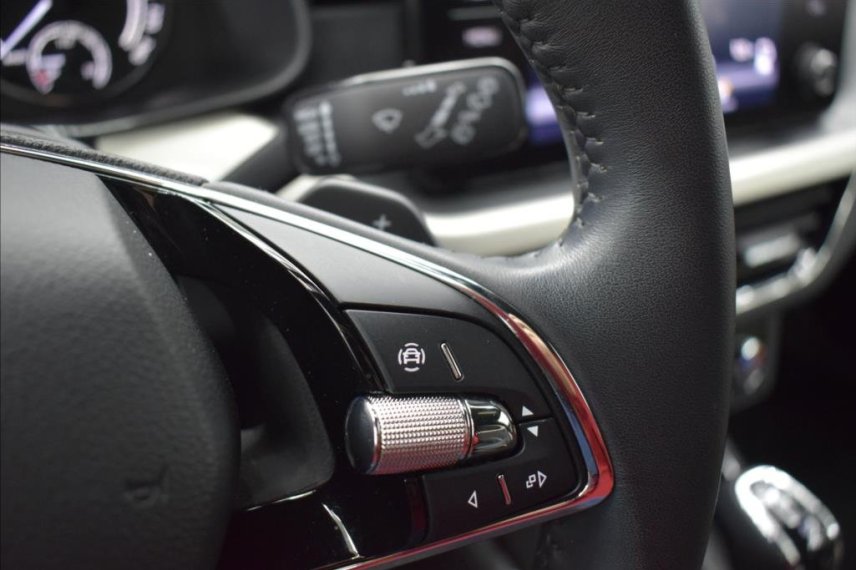 Škoda Kamiq galerie