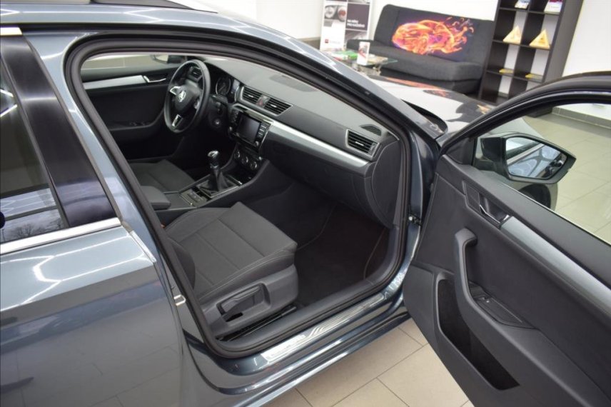 Škoda Superb galerie