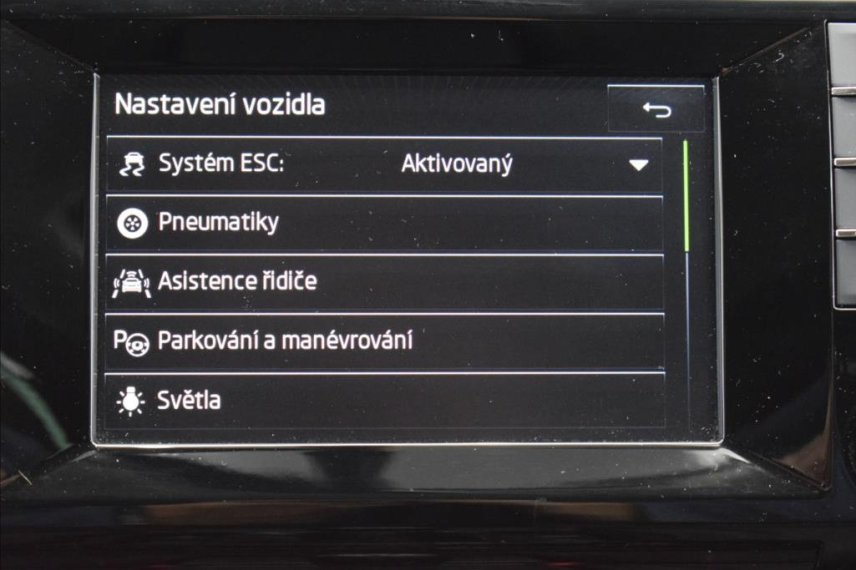 Škoda Superb galerie