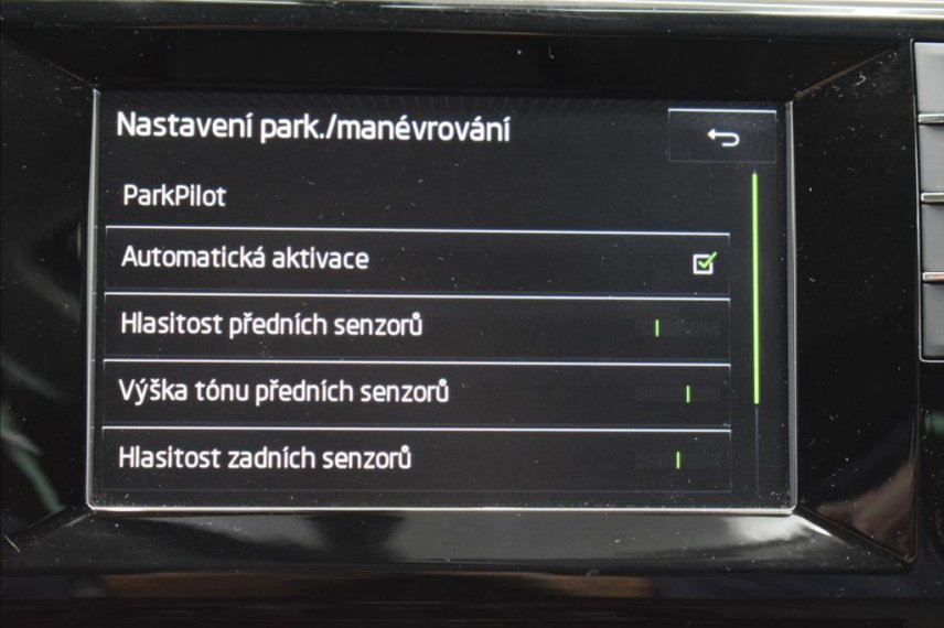 Škoda Superb galerie