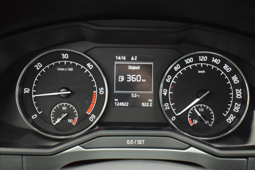 Škoda Superb galerie