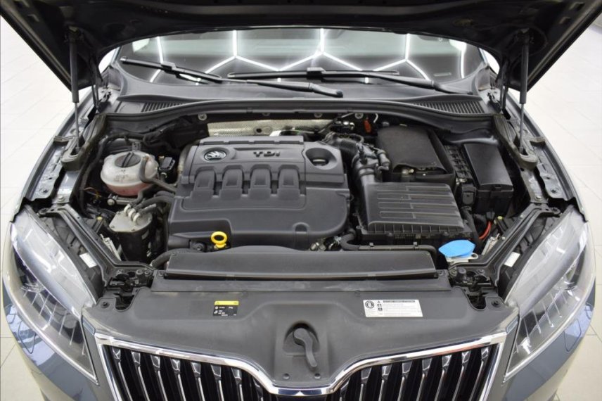 Škoda Superb galerie